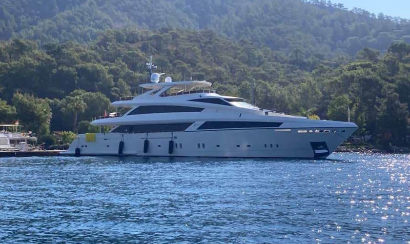 Bodrum Motoryat 6 kabin Konaklama 12 kişi Seyir 12 kişi 45 m İlan No: #19347