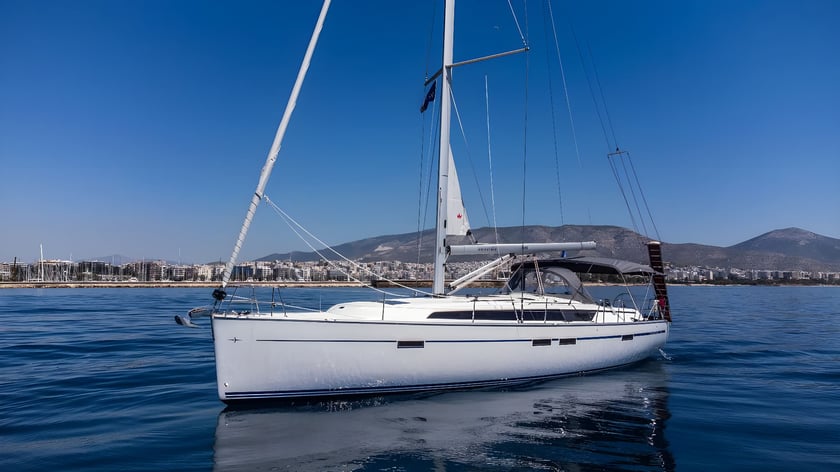 Athens Sailboat 4 cabin 9 berths 9 guests 14.27 m Listing Number: #19351 3