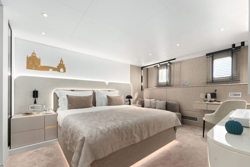 Split Motoryat 6 kabin Konaklama 12 kişi Seyir 12 kişi 37.15 m İlan No: #19399 3