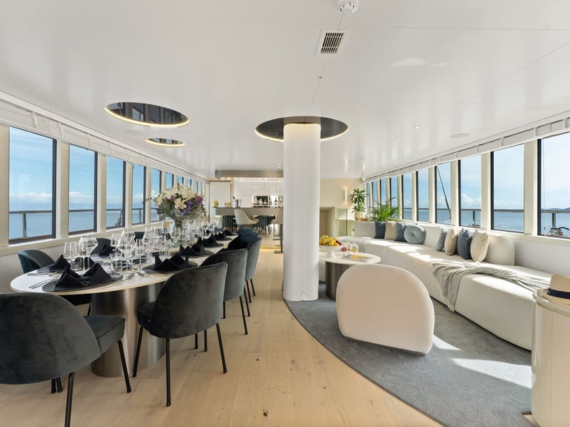 Split Motoryat 6 kabin Konaklama 12 kişi Seyir 12 kişi 37.15 m İlan No: #19399 2