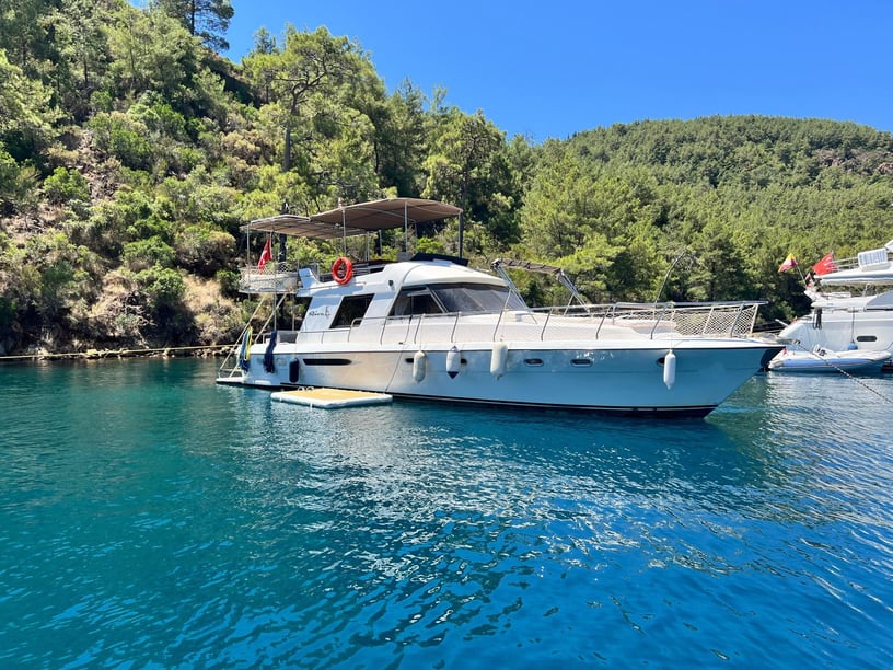 Gocek Yate a motor Cabina 3  5  literas 6  invitados 15 m Número de anuncio: #19472 5