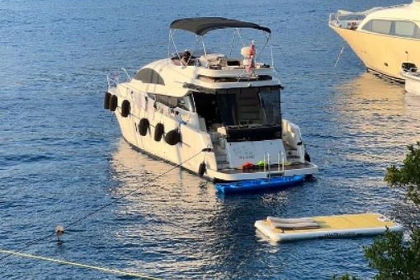 Fethiye Motorjacht Cabine 3  6  slaapplaatsen 6  gasten 17 m Lijstnummer: #19514 3