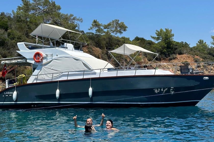 Gocek Yate a motor Cabina 3  6  literas 6  invitados 14.9 m Número de anuncio: #19531 2