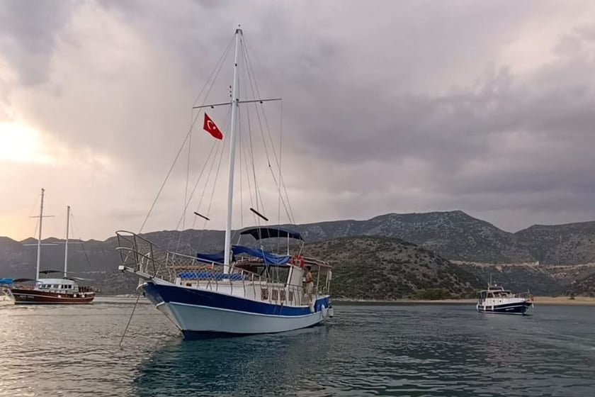 Demre Gulet 3 cabin 6 berths 6 guests 14 m Listing Number: #19540 3