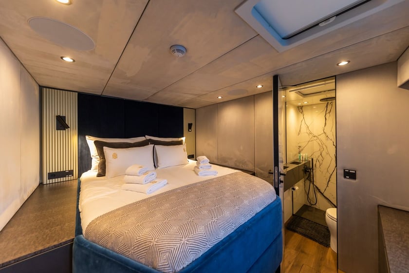 Rogoznica Katamaran 4 Kabine 8 Liegeplätze 8 Gäste 18.3 m Nummer des Inserats: #19544 5