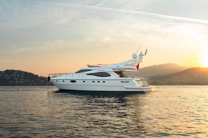 Bodrum Motorjacht Cabine 3  6  slaapplaatsen 6  gasten 20 m Lijstnummer: #19605