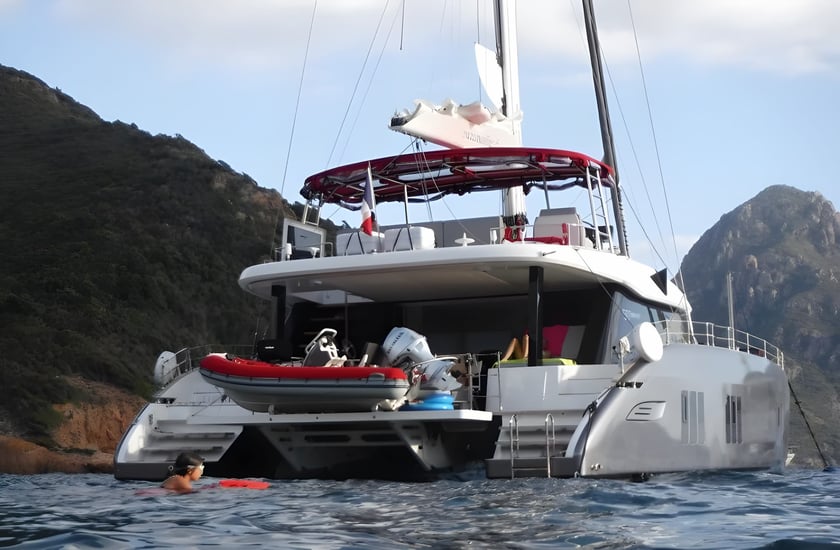 Martinique Catamaran 5 cabin 10 berths 10 guests 15.24 m Listing Number: #19687 3