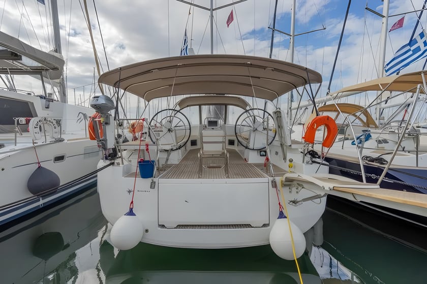 Athens Sailboat 5 cabin 12 berths 12 guests 16.45 m Listing Number: #19696 3