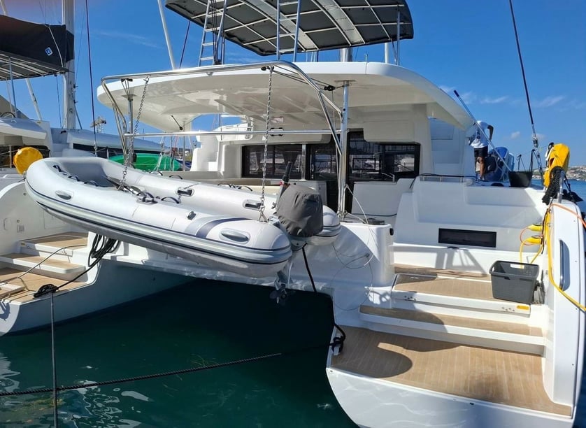 Trogir Katamaran 6 kabin Konaklama 12 kişi Seyir 12 kişi 13.99 m İlan No: #19709