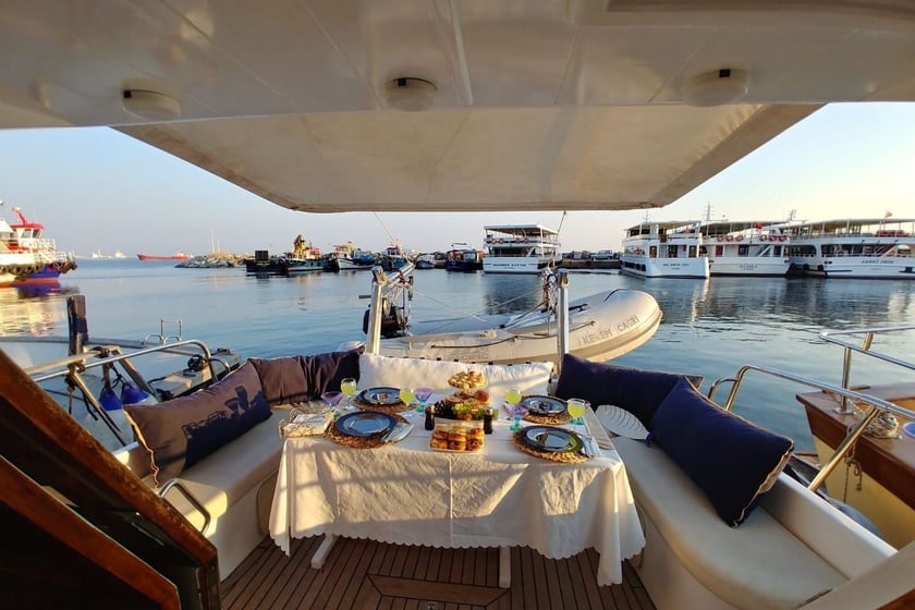 Kartal Yacht a motore   8  ospiti 13 m Numero dell'inserzione: #19813 4