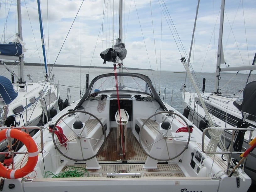 Stockholm - Saltsjöbaden Zeilboot Cabine 3  7  slaapplaatsen 7  gasten 11.64 m Lijstnummer: #19821