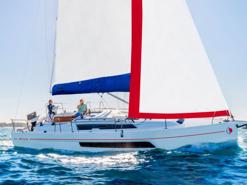 Lefkada Sailboat 3 cabin 6 berths 6 guests 10.77 m Listing Number: #19836