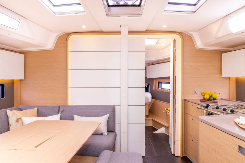 Dubrovnik Barca a vela cabina 3  cuccette 6  6  ospiti 11.95 m Numero dell'inserzione: #19857 5