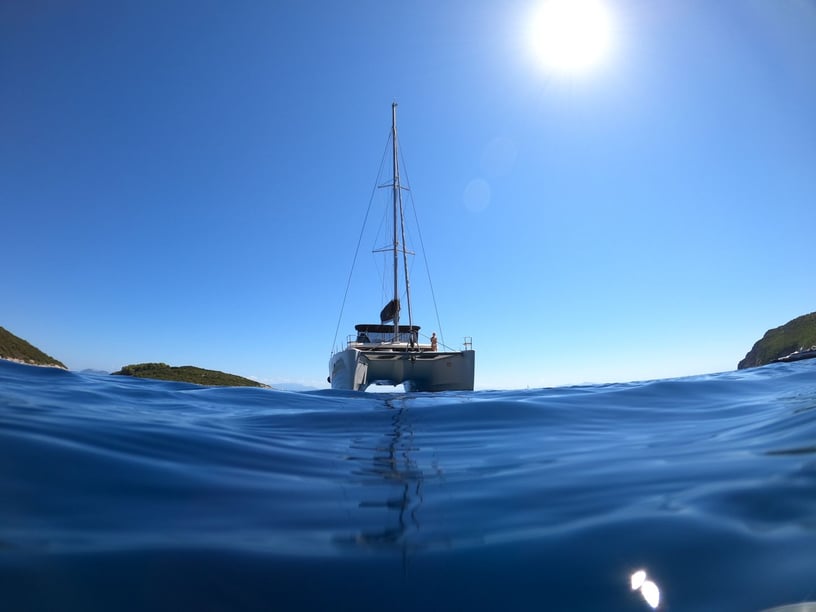 Gouvia Catamaran 6 cabin 12 berths 12 guests 13.96 m Listing Number: #19886 4