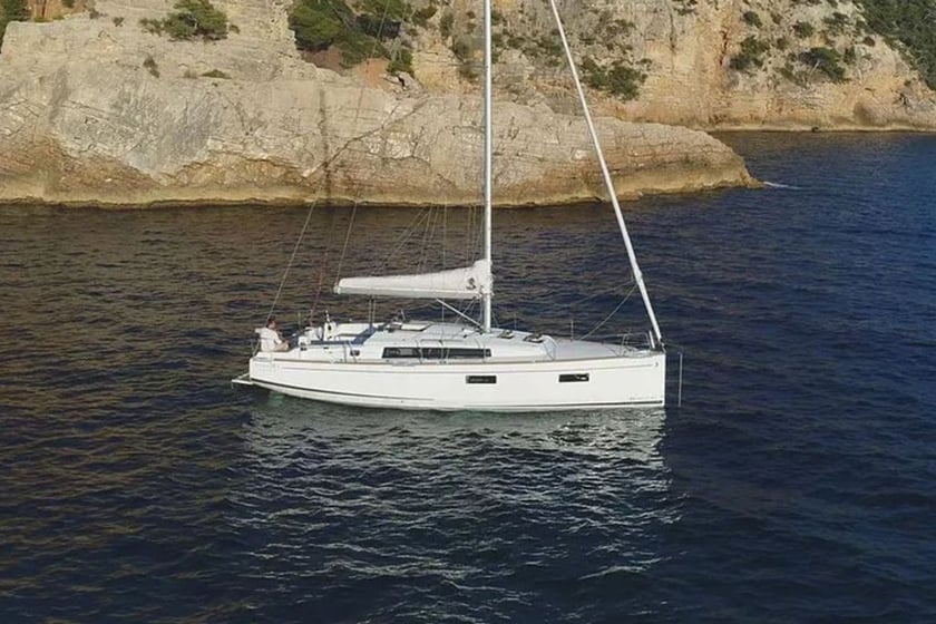 Orhaniye Sailboat 3 cabin 7 berths 7 guests 11.8 m Listing Number: #19932