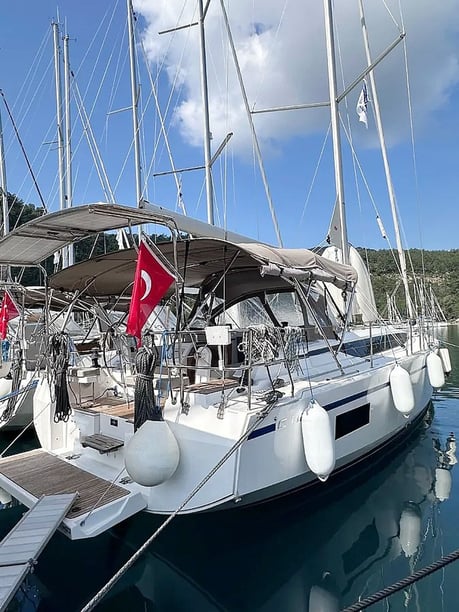 Orhaniye Sailboat 3 cabin 7 berths 7 guests 12.4 m Listing Number: #19933