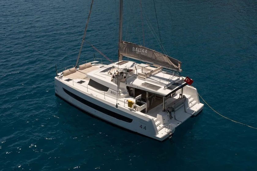 Gocek Catamaran 4 cabin 8 berths 8 guests 44 ft Listing Number: #19942