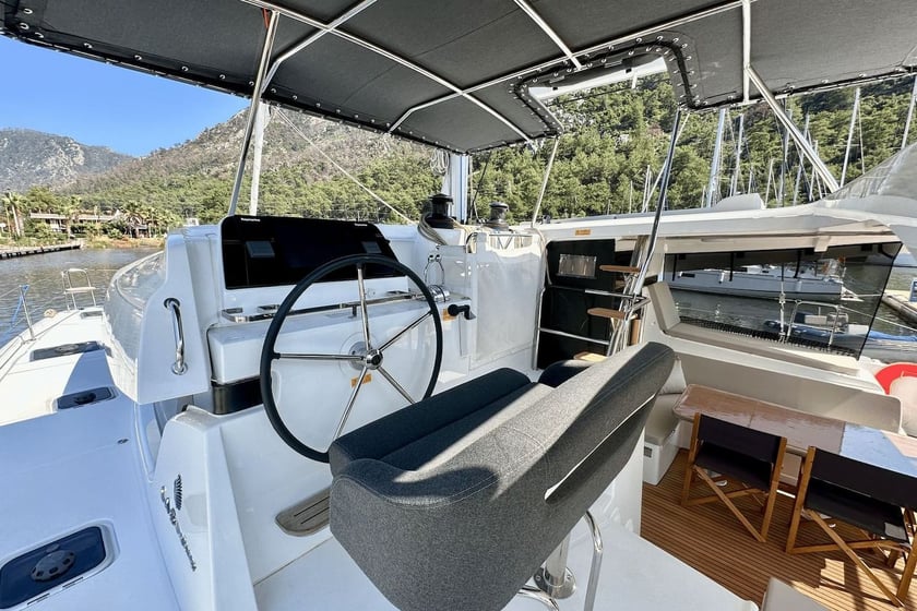 Fethiye Katamaran 4 Kabine 7 Liegeplätze 11 Gäste 12.8 m Nummer des Inserats: #19944 5