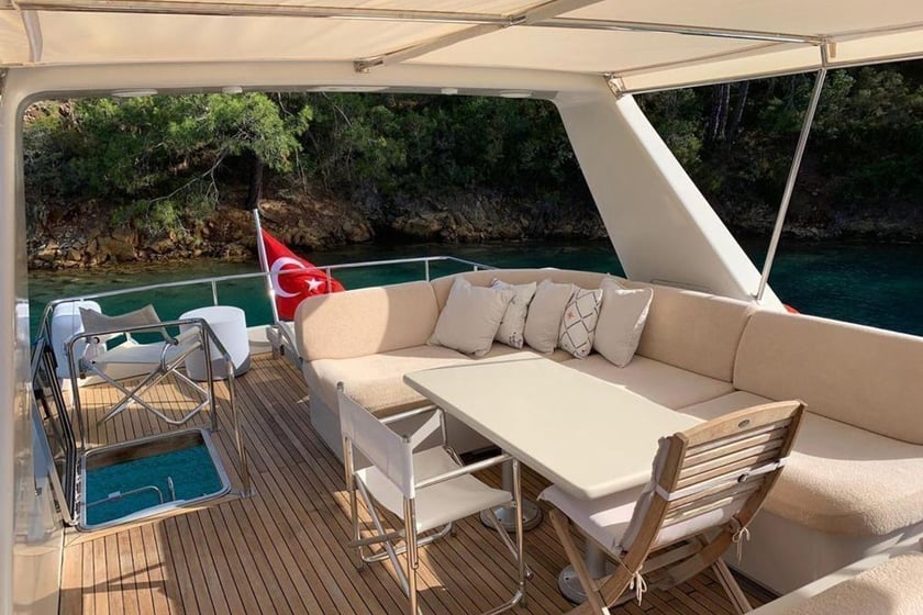 Gocek Motor Yacht 3 cabin 6 berths 10 guests 14 m Listing Number: #19951 5