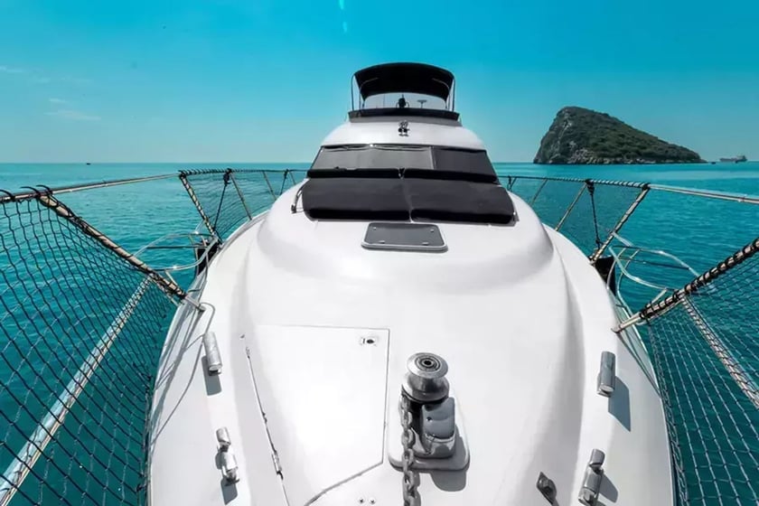 Antalya Motor Yacht 3 cabin 6 berths 6 guests 16 m Listing Number: #19961 5