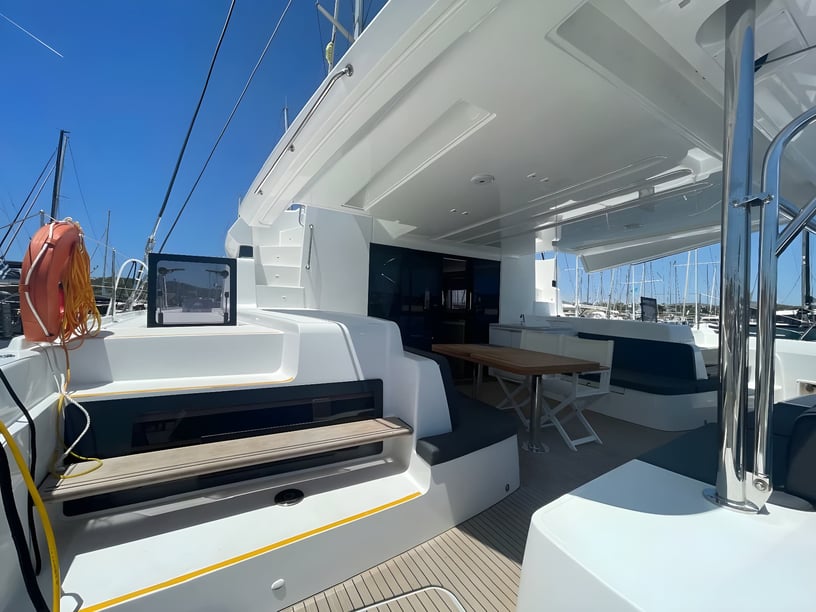 Lavrion Katamaran 7 kabin Konaklama 12 kişi Seyir 12 kişi 15.35 m İlan No: #19990 5