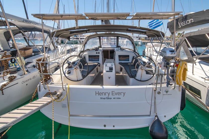 Rhodes Barca a vela cabina 3  cuccette 8  8  ospiti 12.35 m Numero dell'inserzione: #20005 4