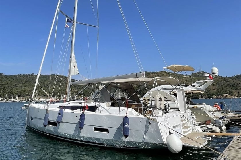 Orhaniye Sailboat 4 cabin 8 berths 9 guests 13.24 m Listing Number: #20030 3
