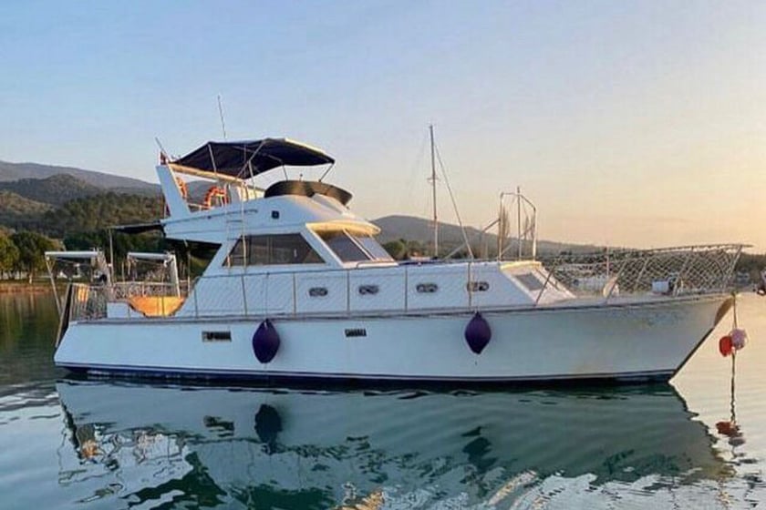 Izmir Motor Yacht   8 guests 11.5 m Listing Number: #20044