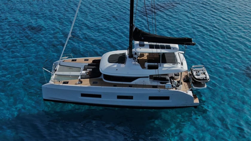 Kaštel Gomilica Catamaran 4 cabin 8 berths 8 guests 16.56 m Listing Number: #20049 5