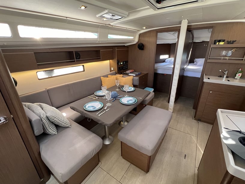 Athens Sailboat 4 cabin 10 berths 10 guests 12.87 m Listing Number: #20069 3