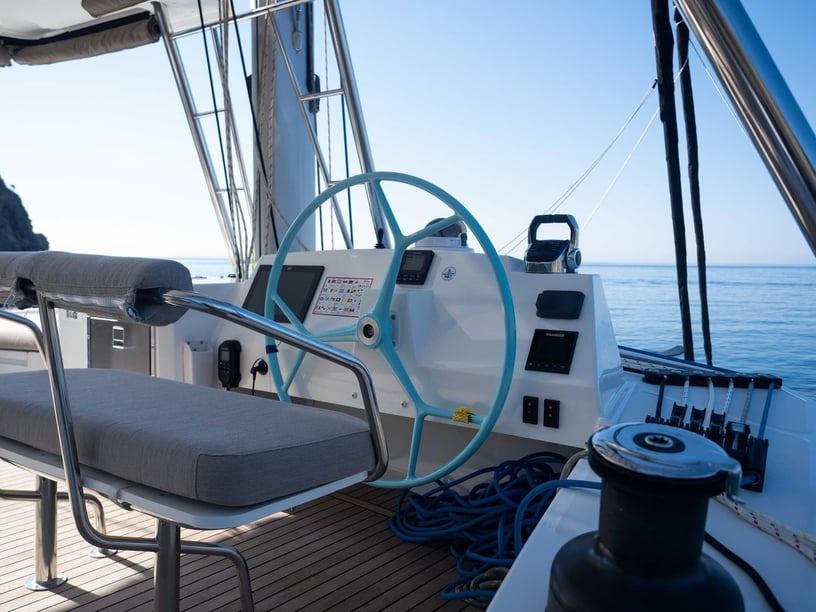 Sant Antoni de Portmany Catamaran Cabine 4  8  slaapplaatsen 11  gasten 16.8 m Lijstnummer: #20094 5