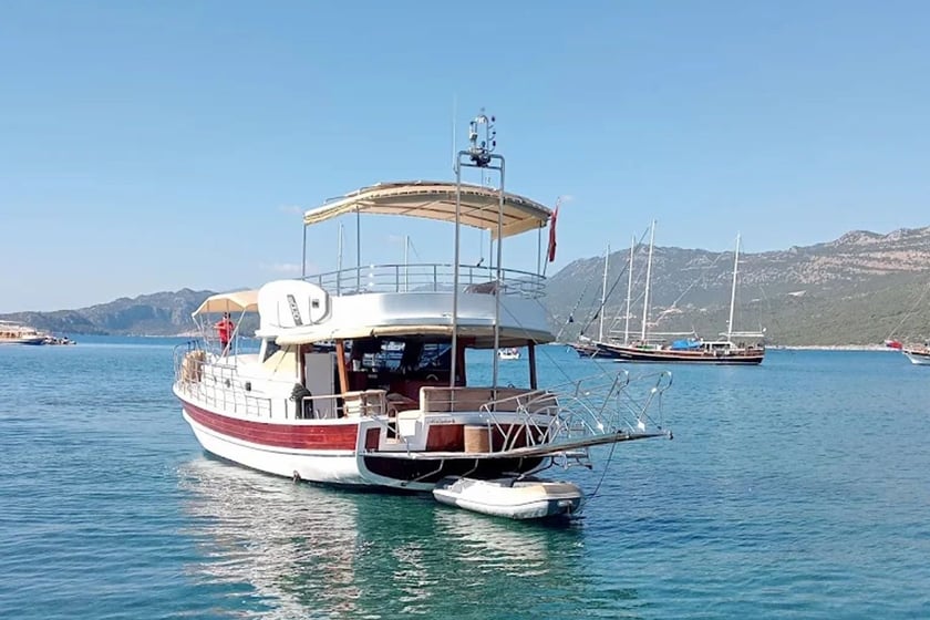 Göcek Gulet 2 kabin Konaklama 4 kişi Seyir 6 kişi 13.5 m İlan No: #20134 3