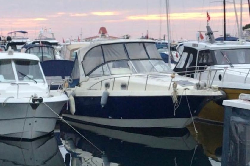 Kadikoy Yacht a motore cabina 2   8  ospiti 9.8 m Numero dell'inserzione: #20152 2