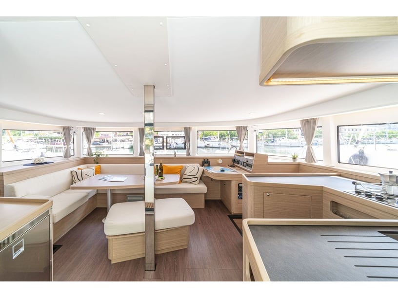 Skiathos Katamaran 5 kabin Konaklama 12 kişi Seyir 12 kişi 12.94 m İlan No: #20155 3