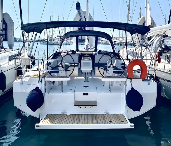 Rhodes Sailboat 3 cabin 8 berths 8 guests 12.4 m Listing Number: #20170 3