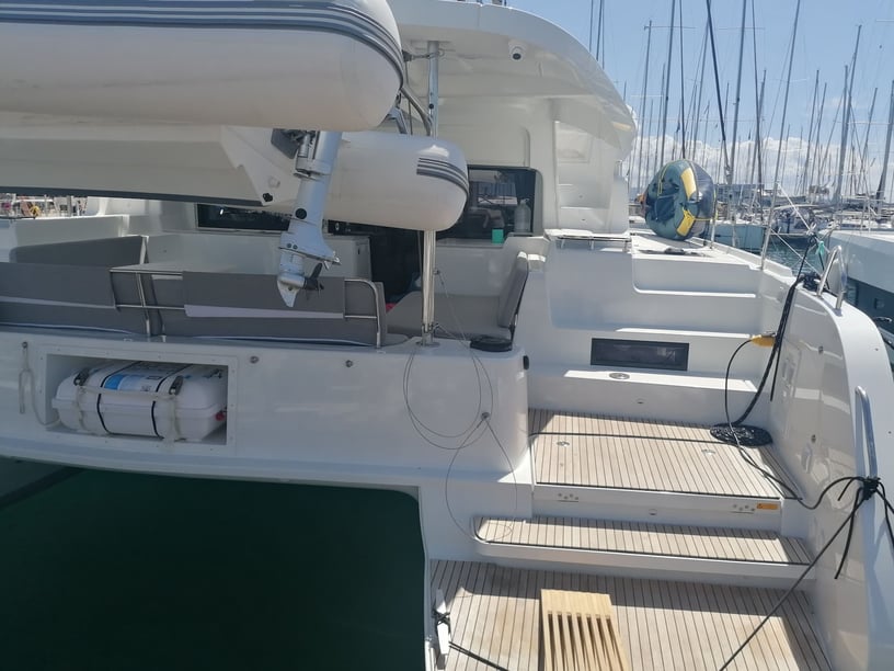 Kaštel Gomilica Catamaran Cabine 5  11  slaapplaatsen 11  gasten 13.99 m Lijstnummer: #20175 3