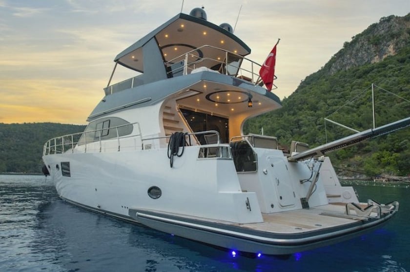 Fethiye Motoryacht 3 Kabine 6 Liegeplätze 6 Gäste 20 m Nummer des Inserats: #20182 2