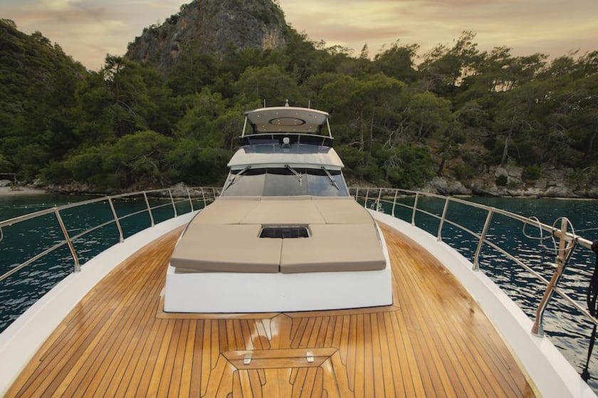 Fethiye Motoryacht 3 Kabine 6 Liegeplätze 6 Gäste 20 m Nummer des Inserats: #20182 5