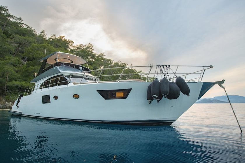 Fethiye Motoryacht 3 Kabine 6 Liegeplätze 6 Gäste 20 m Nummer des Inserats: #20182