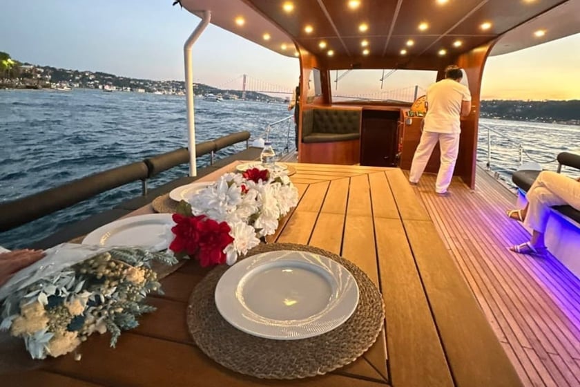 Bebek Motorjacht   12  gasten 14 m Lijstnummer: #20208 3