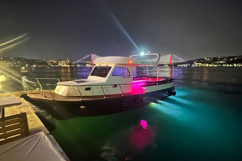 Bebek Motorjacht   12  gasten 14 m Lijstnummer: #20208 2