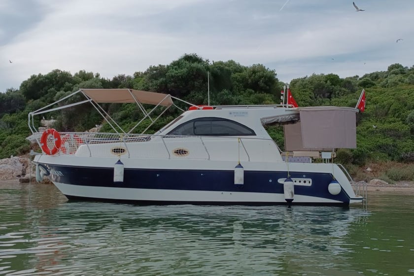 Izmir Motoryacht 1 Kabine 2 Liegeplätze 6 Gäste 9.5 m Nummer des Inserats: #20217 2