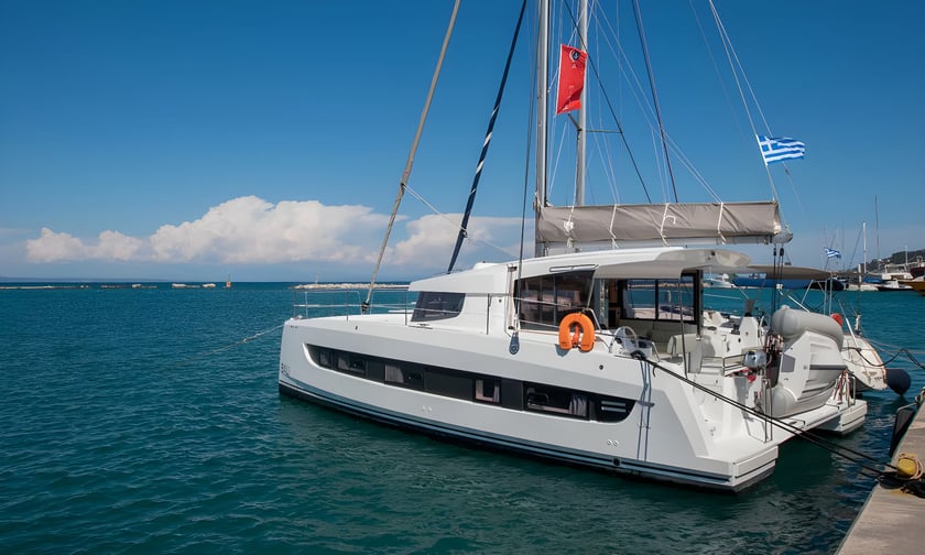 Nydri Katamaran 4 Kabine 8 Liegeplätze 8 Gäste 11.78 m Nummer des Inserats: #20232 3