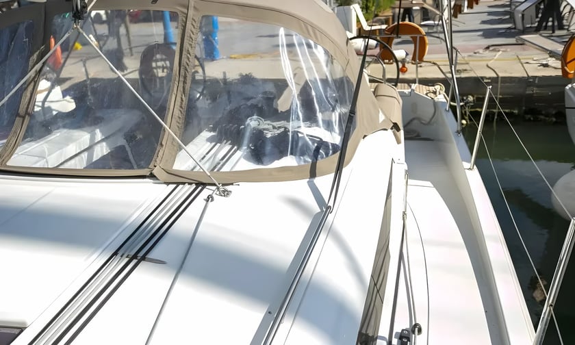 Nea Peramos - Attica Sailboat 4 cabin 10 berths 10 guests 13.39 m Listing Number: #20233 5