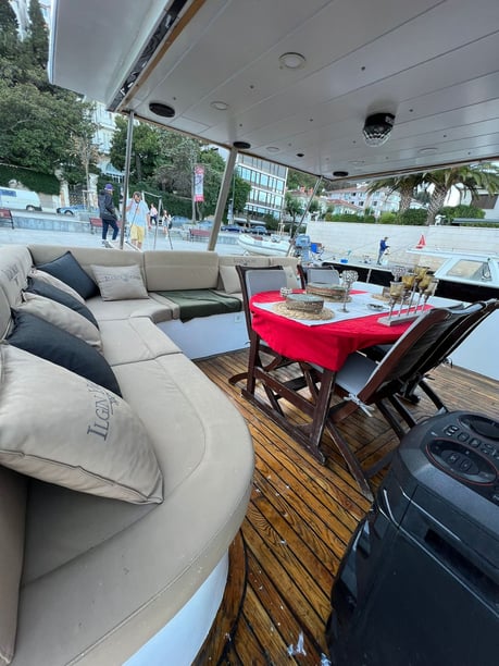 Bebek Motoryat   Seyir 12 kişi 12 m İlan No: #20247 5