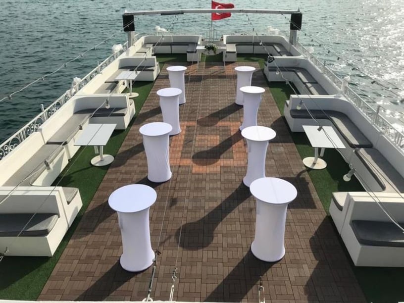 Beykoz Yate a motor   200  invitados 33 m Número de anuncio: #20260 4