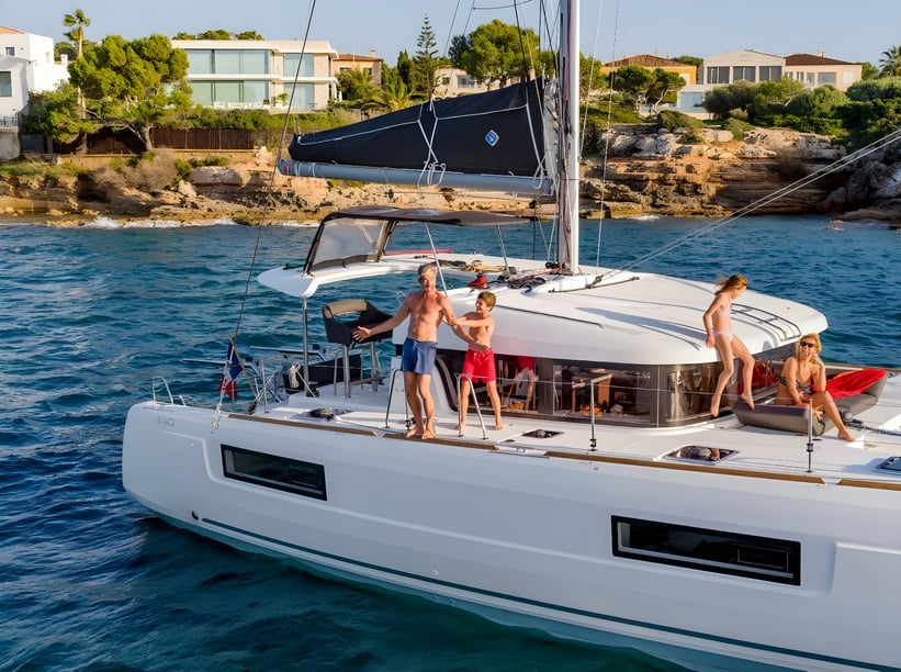 Tourlos Catamaran 6 cabin 12 berths 12 guests 11.74 m Listing Number: #20262 5