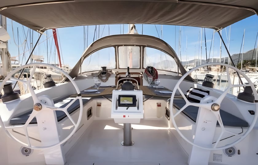Punat Sailboat 5 cabin 12 berths 12 guests 14.99 m Listing Number: #20267 3