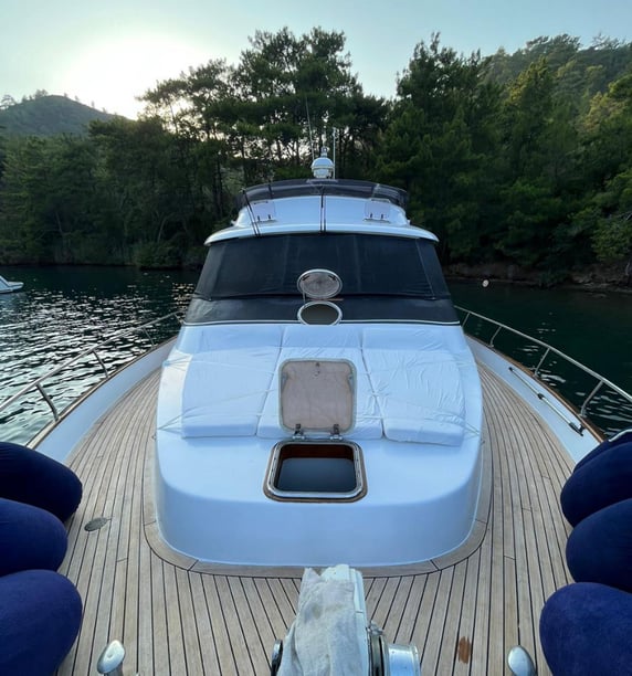 Arnavutkoy Motor Yacht   12 guests 16 m Listing Number: #20337 3