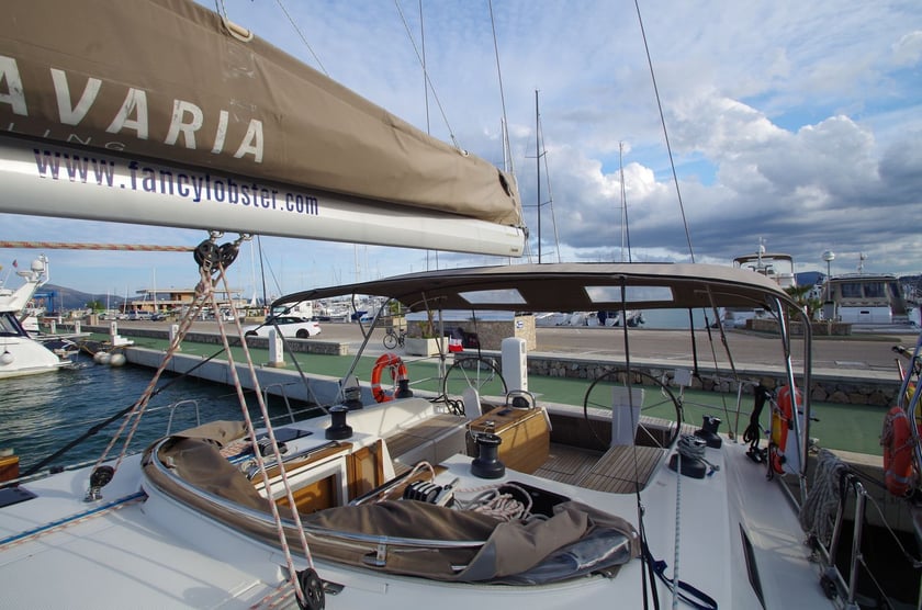 Port de Pollença Sailboat 5 cabin 10 berths 10 guests 15.54 m Listing Number: #20346 4